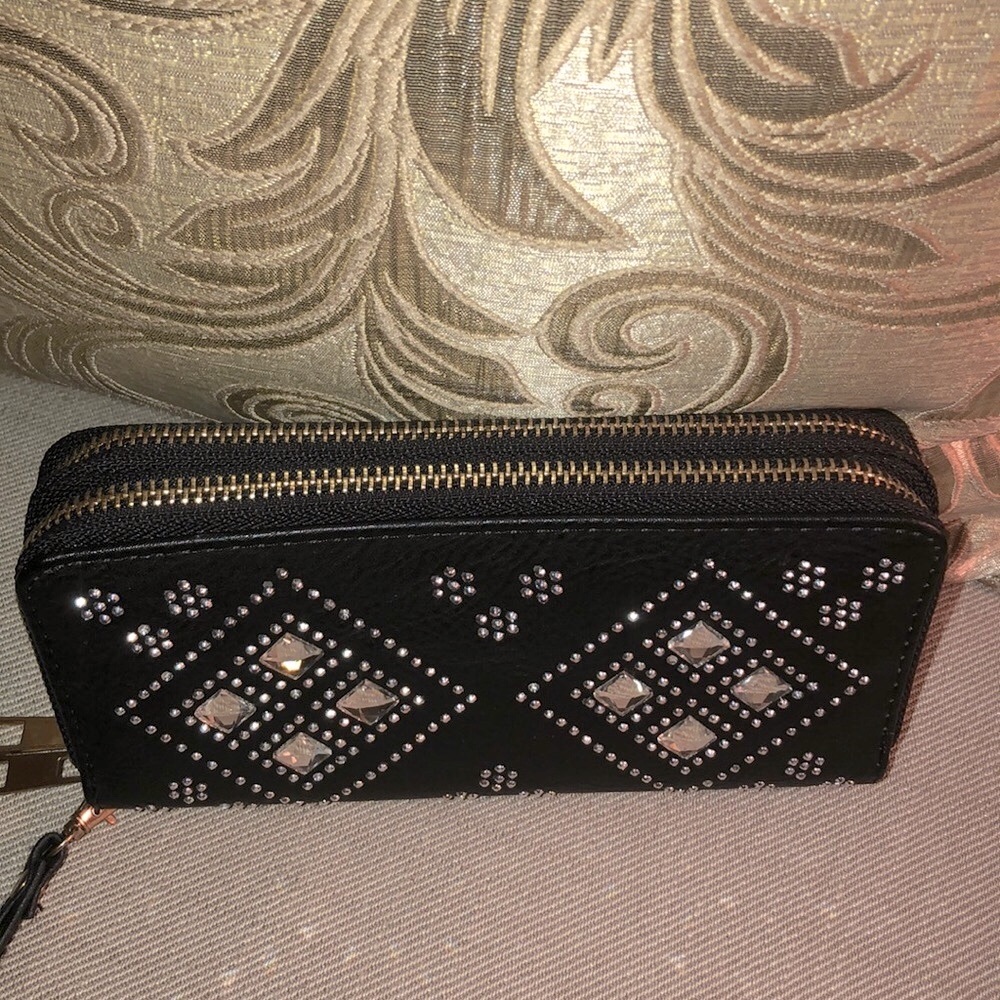 Diamond Double Zip Wallet / Clutch